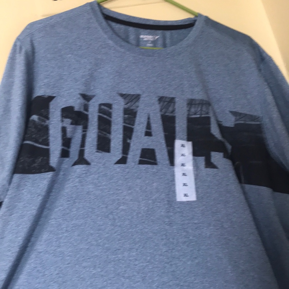 🆕 Old Navy Men’s Workout Tee